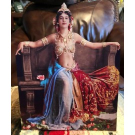 Mata Hari "World War 1 Spy" Color Figure Tabletop Display Standee 9 1/2" Tall