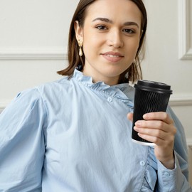 Lamosi 16 oz Disposable Coffee Cups with Lids, 500 Pack Insulated Hot Cups To Go Paper Coffee Cups with Lids and Straws, Corrugated Ripple Wall Cup for Hot Drink, Office, Coffee Bar (Black)