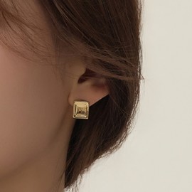Gold&Deer 14K Goldfield Modern Bold Square Earrings White Gold / 골드앤디어 14K 골드필드 모던 볼드 스퀘어 귀걸이 화이트골드