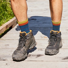 Darn Tough Hiking Socks for Men - Merino Wool Socks for Men, Breathable Crew Socks for Men, Lightweight Moisture Wicking Socks for Summer Hiking, Comfort Hiking Gear for Men - Dark Teal, Medium