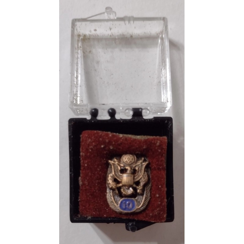 WW2 ARMY 10 YEAR SERVICE TIE-TAC IN BOX OF ISSUE