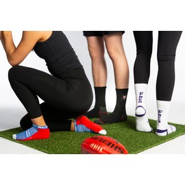 AFL Geelong Cats Sport Ankle Socks - High Performance - 4 Pair - Unisex/Men's Size 7-11