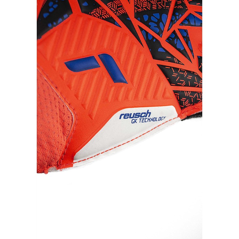 Reusch Attrakt Solid Junior Goalkeeper Gloves for Children for Various