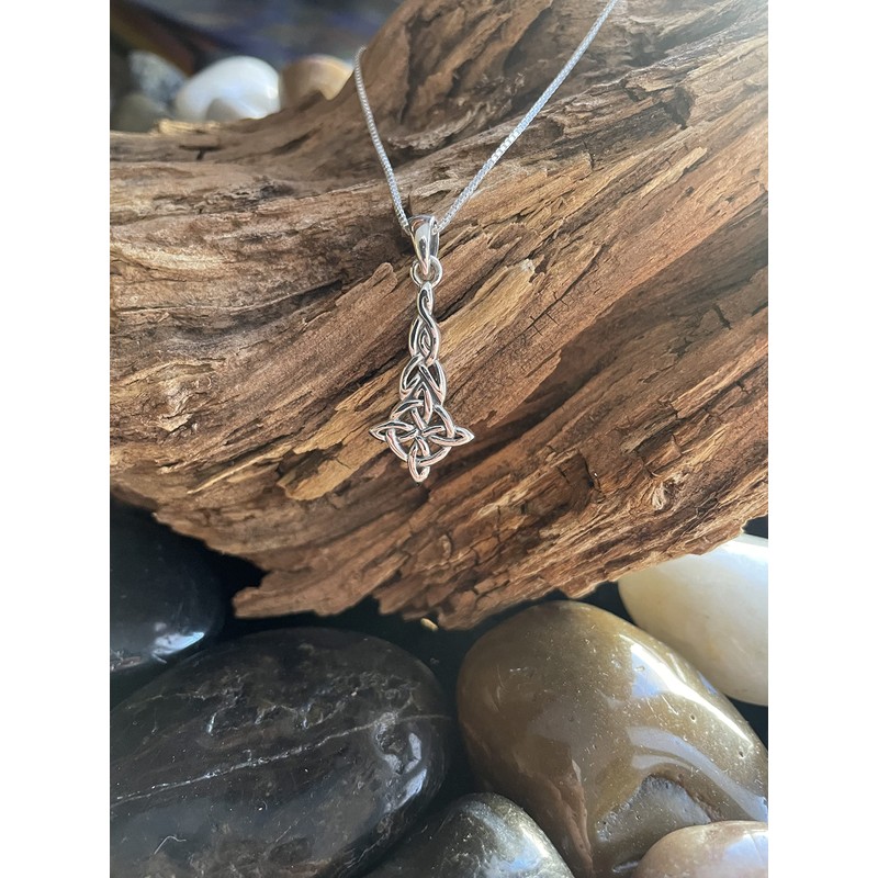 Jewelry Trends Sterling Silver Celtic Good Luck Quaternary Knot Pendant