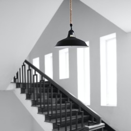 DC VOLTAGE Black Inner White Ceiling Light Shade Set of 2 Metal Lamp Shades 30cm Pendant Lighting Shade, Ceiling Fitting Light Industrial Replacement Light for Indoor Pendant Light Shades for Bedroom