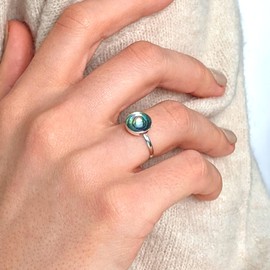 Silverly Women's 925 Sterling Silver Round Circle Abalone Shell Blue Green Ring