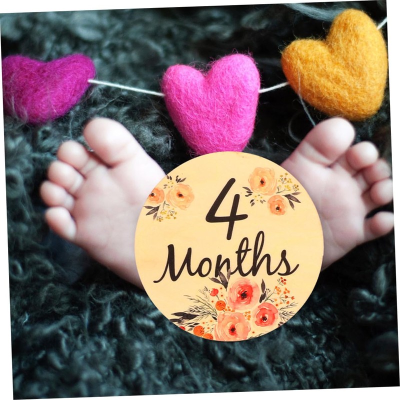 SUPVOX 18pcs Wooden Milestone Discs Charming Monthly Milestone Cards for