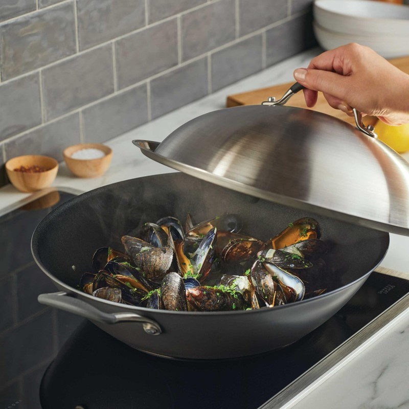 Circulon A1 Series with ScratchDefense Technology Nonstick Induction Wok with