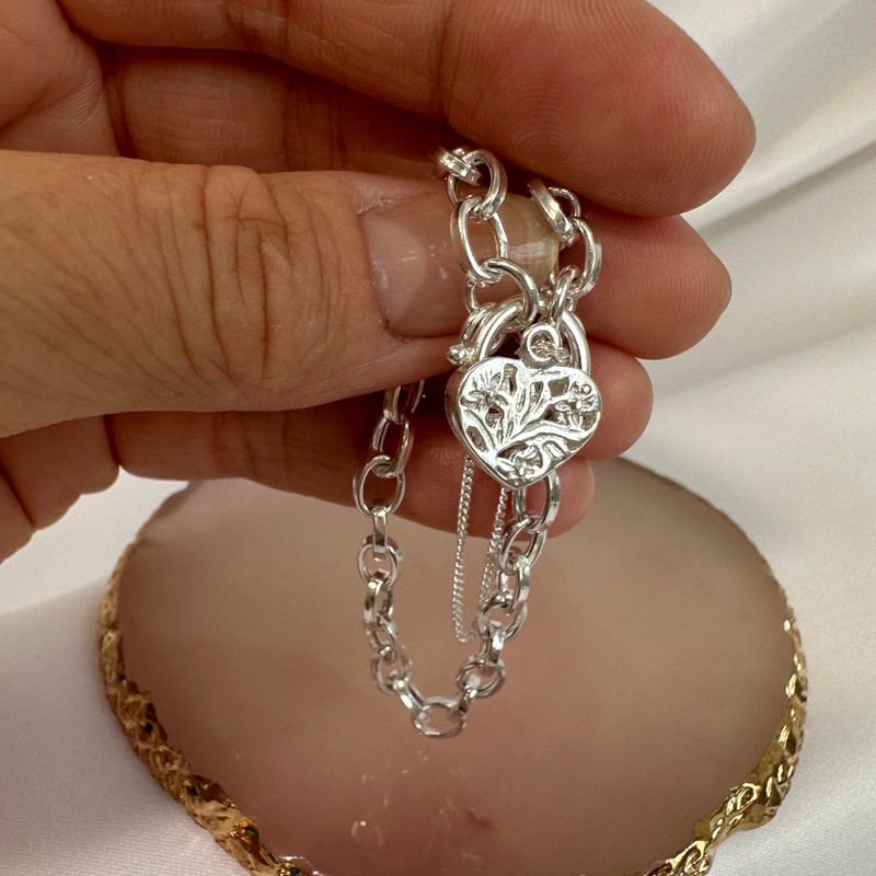 Sterling Silver Belcher Chain Pendant Bracelet with Heart Padlock 6"