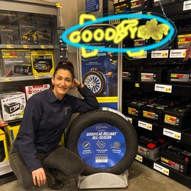 WonderfulLife Goodyear Neon Sign for Tire Shop or Garage Decor,Led Signs for Bar Man Cave Wall Decor,Bright Light of Automotive Supplies Store Display,5V USB Powered Easy Hanging.