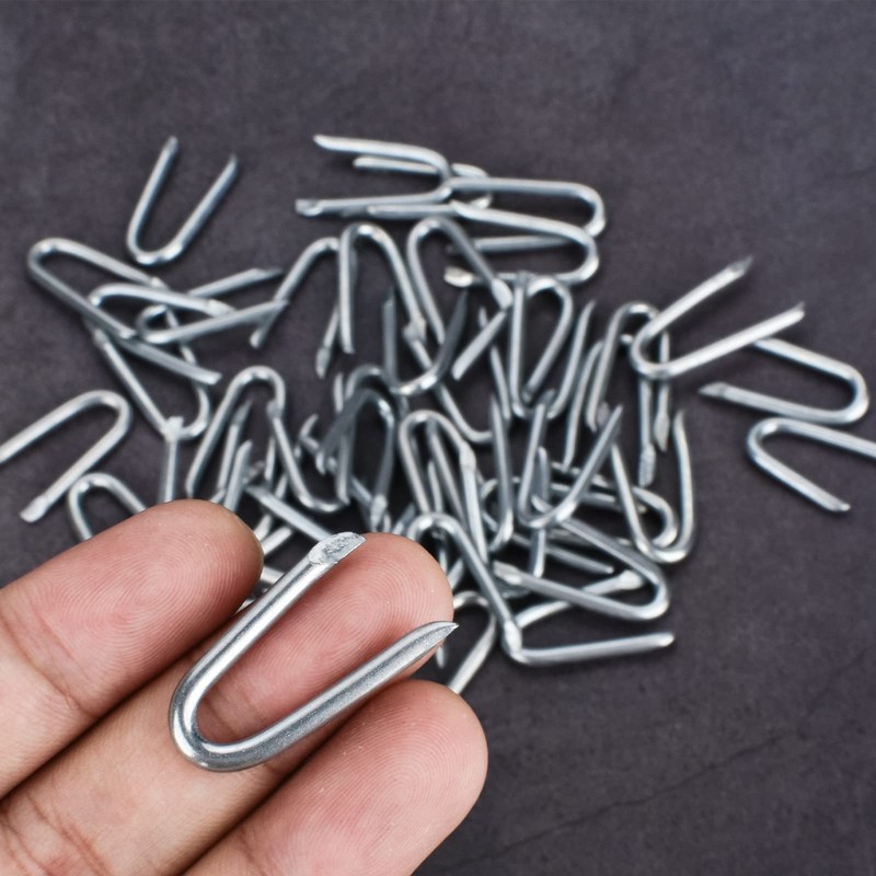 Steel Wire Fencing Staples 50Pcs Galvanized U Shaped Nails 1-1/4''
