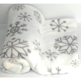 Cozydoze Xmas Blankets - Fleecy Throws. Christmas Trees, Reindeer, Owls, Winter Snowflakes In Red, Blue, Silver Grey, Gold, White. Warm & Cosy Double Thermal Fleece (Snowflakes White/Silver)