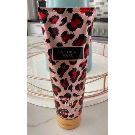 Victoria's Secret Passion Struck Flirt Fragrance Lotion