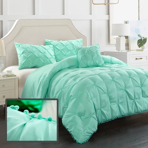 EVOLIVE 4pc Set Pinch Pleat/Kiss Pleat, Pintuck Down Alternative Comforter