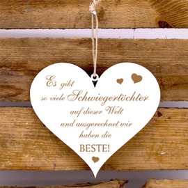 Heart Sign Engraved with Saying "Wir haben die Beste Schwiegertochter" Decorative Door Sign 13 x 12 cm