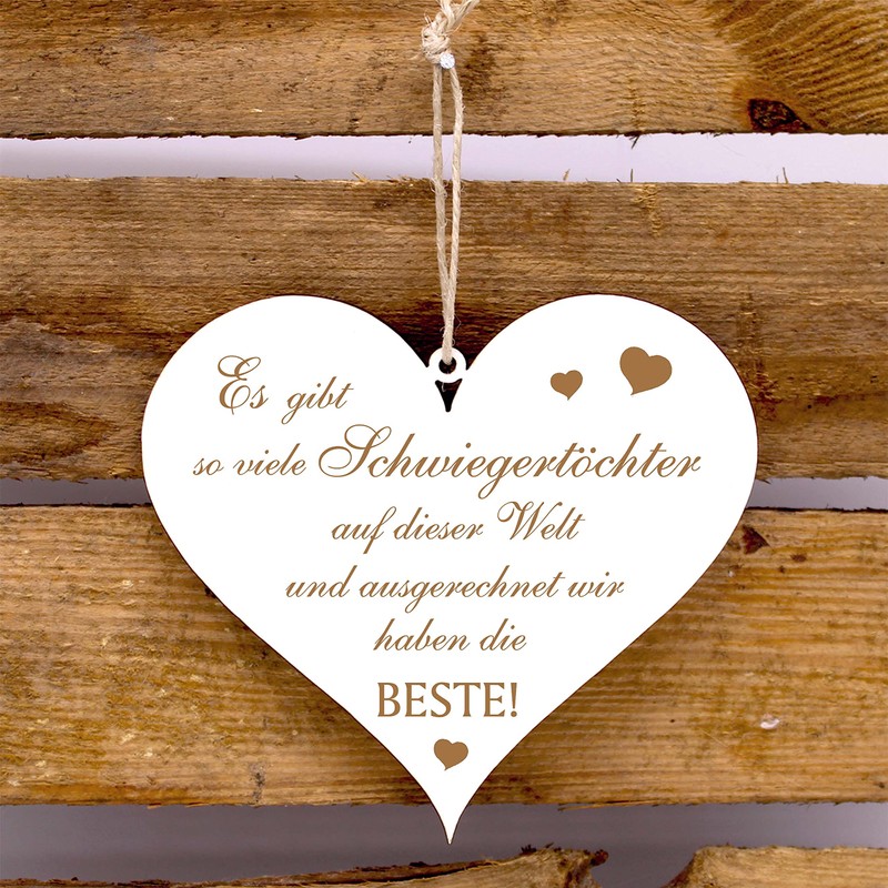 Heart Sign Engraved with Saying "Wir haben die Beste Schwiegertochter"