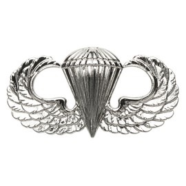 Marlow White Basic Parachutist Badge, Fullsize, US Army