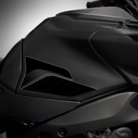 Az Graphishop 3D Resin Side Tank Pads Compatible with Yamaha Tracer 9 GT 2025 FM-1165 (Tech Black)