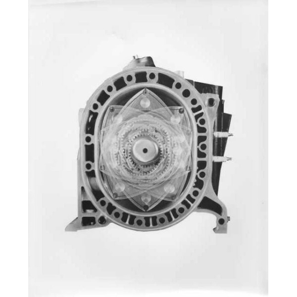 1976 Mazda Rotary Engine Press Photo and Release 0032