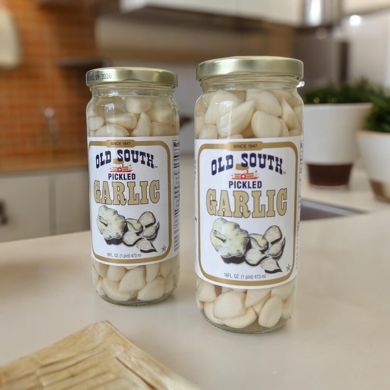Old South Pickled Garlic (2 Pack) bundled with 4 count