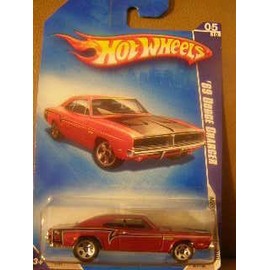 HOT WHEELS 2009 MUSCLE MANIA RED WITH BLACK STRIPE 05/10 '69 DODGE CHARGER 081/190 by Hot Wheels