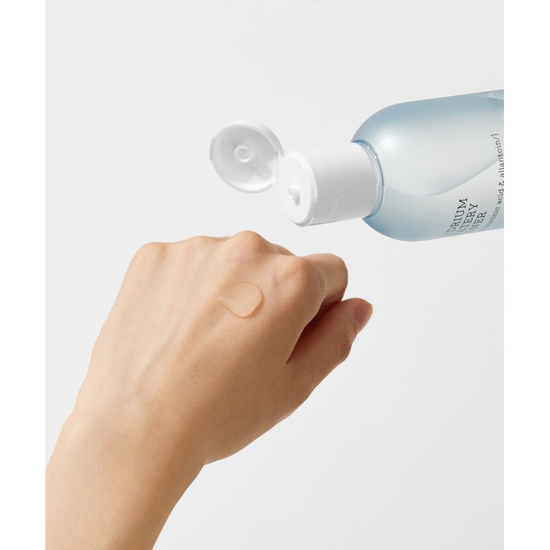 COSRX Hydrium Water Toner