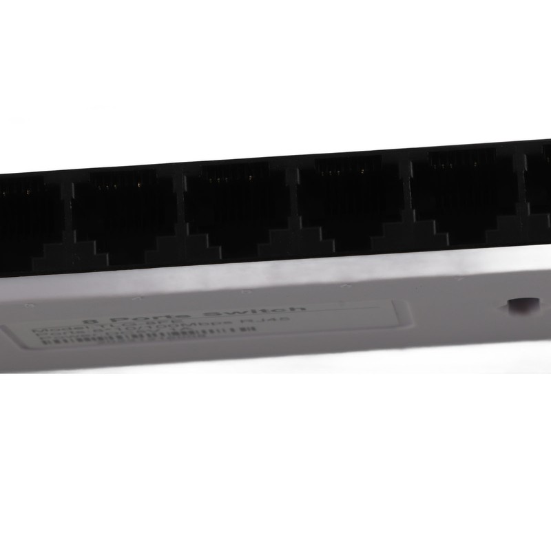 8 Port 10/100Mbps Ethernet Switch Support Desktop Wall Mount Unmanaged
