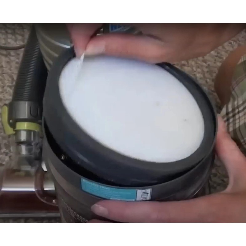 Hoover WindTunnel Air and Air Steerable HEPA and Primary Overstocked