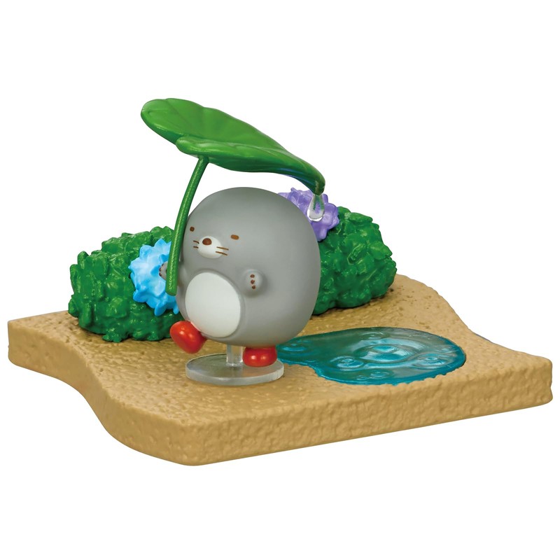 Re-Ment Sumiko gurashi Walking on a Rainy Day Blind Box