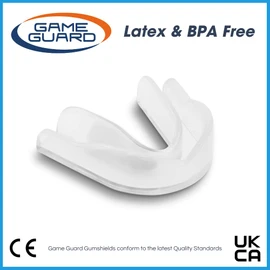 GAME GUARD Boil & Bite Mouth Guard/Gum Shield – Mouldable Mouthguard/gumshields - Adult/Senior - CE Approved, School Sports, Rugby, Hockey (Clear)