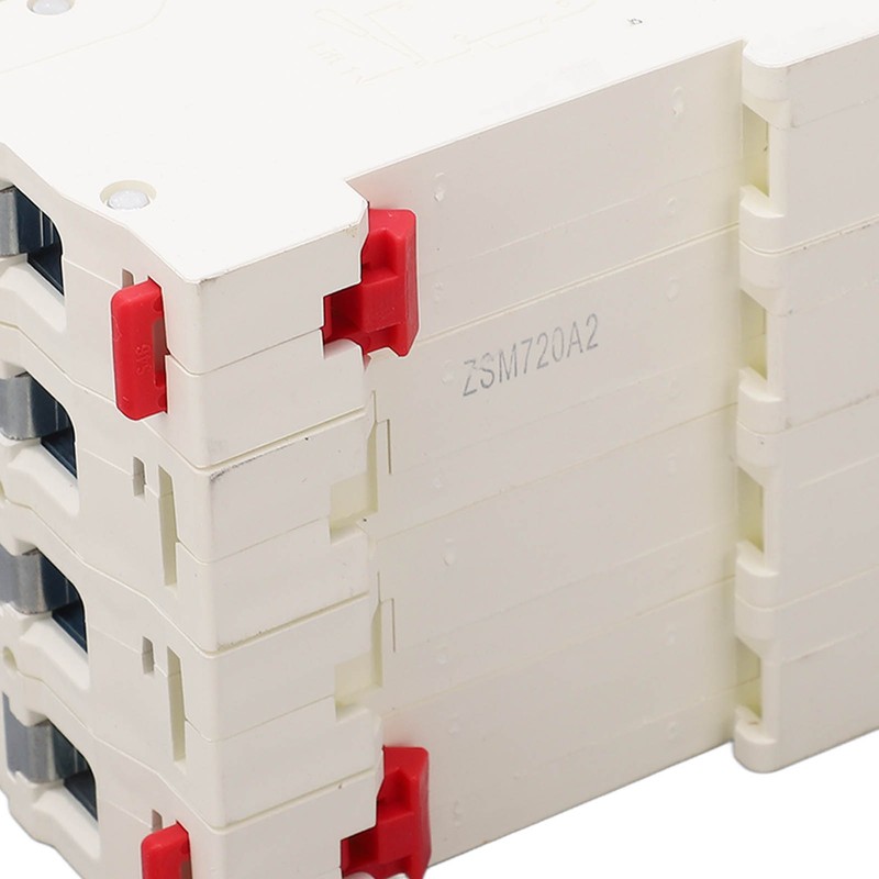 4P Miniature Circuit Breaker DIN Rail Mounting Overload Protection Switch