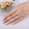 JewelryPalace Oval Cut 8 * 6mm 1ct Moissanite Solitaire Engagement
