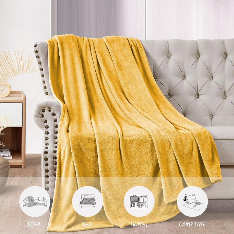 Cuddly, Fluffy Blanket, 130 x 160 cm - Small Fleece