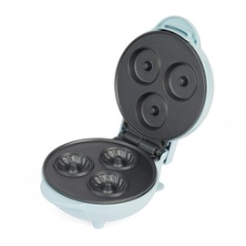 Petra PT4693BLNVDE Mini Bund Kuchenautomat - Nicht haftender Elektrischer Kuchenbäcker, 12.5 cm Platte, 2 Minuten Vorheizen, Einfache Reinigen, Backen Sie Bis Zu 3 Kuchen Auf Einma, 550W, Pastellblau