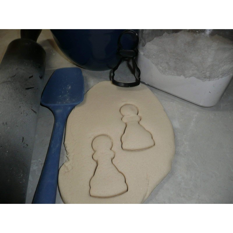 CHESS KIT PIECES CHECKERBOARD GAME SET OF 7 COOKIE CUTTERS