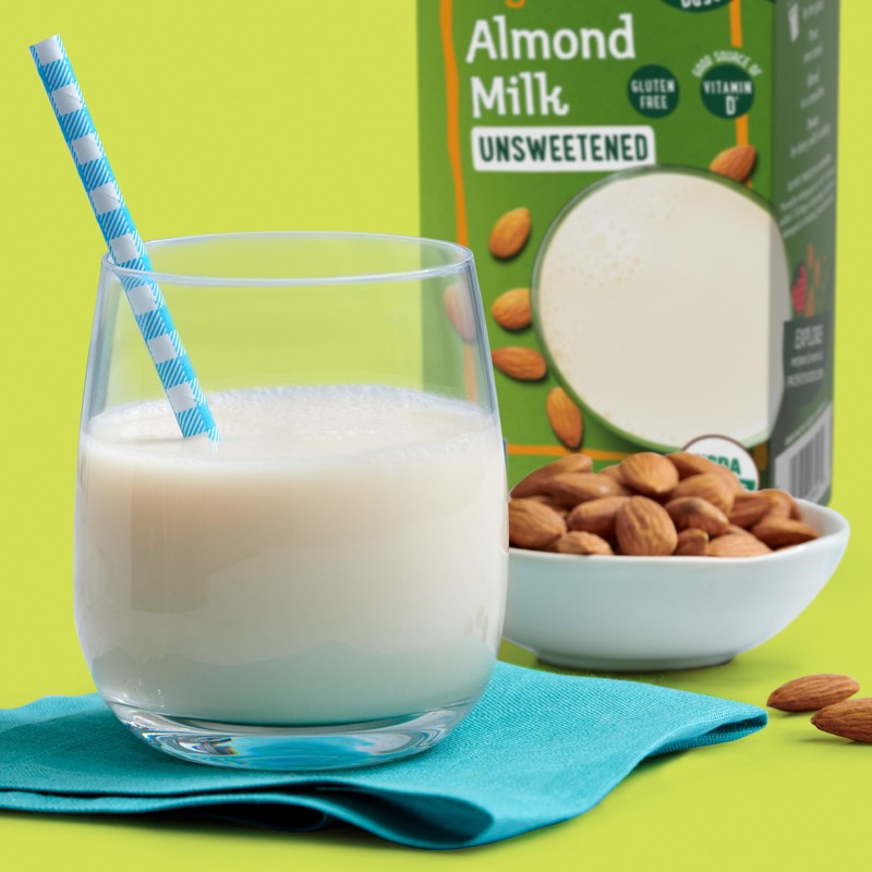 Pacific Foods Organic Unsweetened Almond Milk, Plant Based Milk, 32