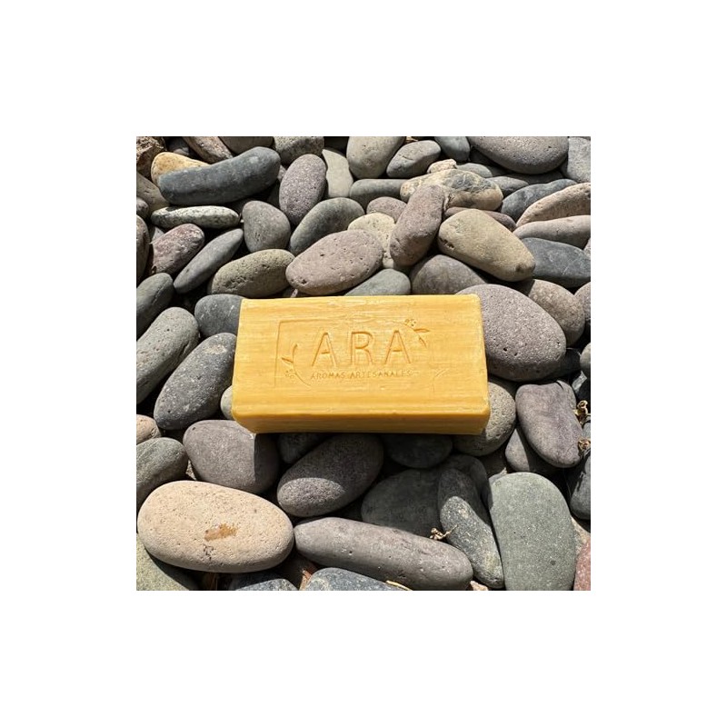 ARA, Jabones Artesanales de Cúrcuma, Set de 4 Piezas, 120g