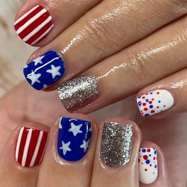 24Pcs Independence Day Press on Nails Short Square Fake Nails Glitter Silver Glue on Nails Stripe Polka Dot Star Artificial Acrylic Nails 4th of July False Nails Patriotic Stick on Nails for Women