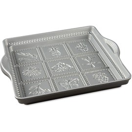 Nordic Ware Cast Aluminum English Shortbread Pan