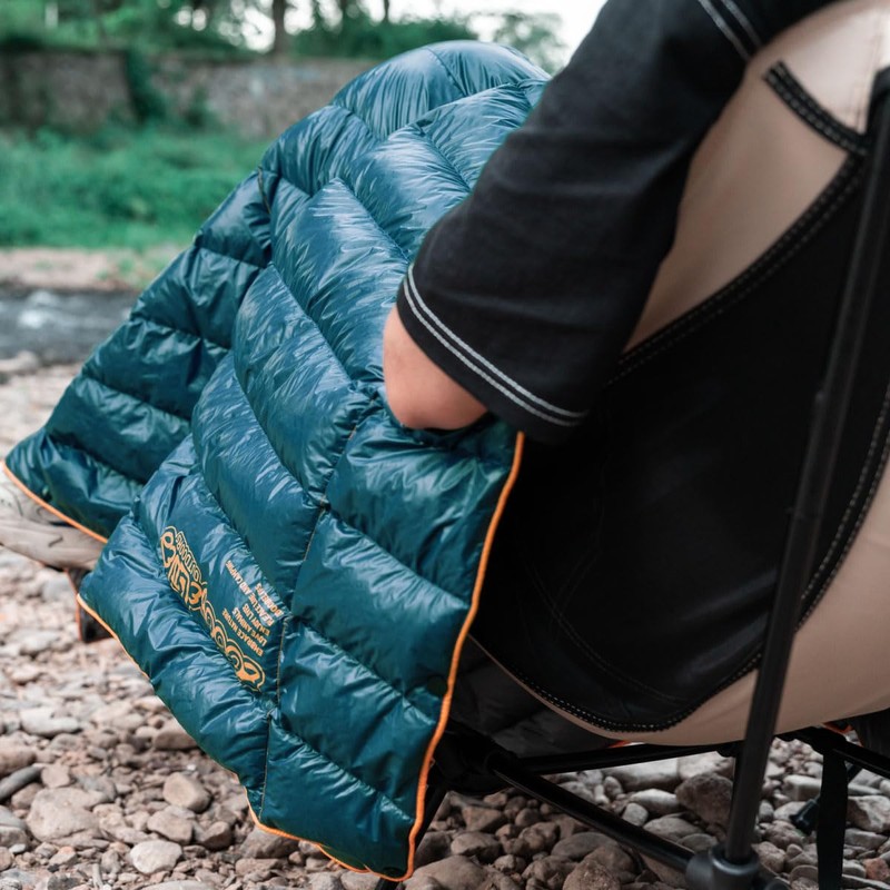 ZOOOBELIVES Ultralight Down Camping Blanket - 1.35lbs, 650 Fill Power