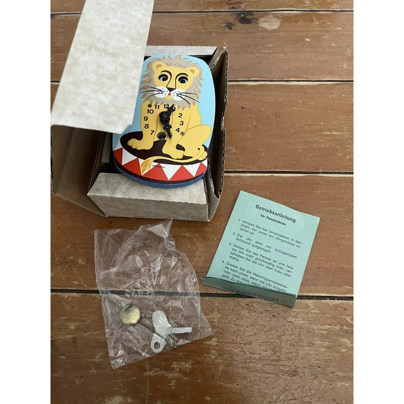 Linden Vintage Googly Moving Eye German Lion Key Wind Pendulette