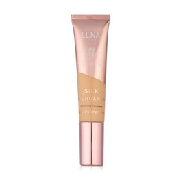 LUNA Silk Foundation in MEDIUM Shade - Contains Hyaluronic Acid, Vitamin C & A, Aloe Vera, and Shea Butter - Brightening Dewy Foundation Makeup - Hydrating Cream Foundation for Dry Skin