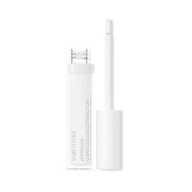 Wet n Wild Photo Focus Care Color Corrector, Lightweight Concealer with Nourishing Ingredients, Colour Corrector for Concealing Redness, Neutralizing Orange Undertones, and Highlighting, White