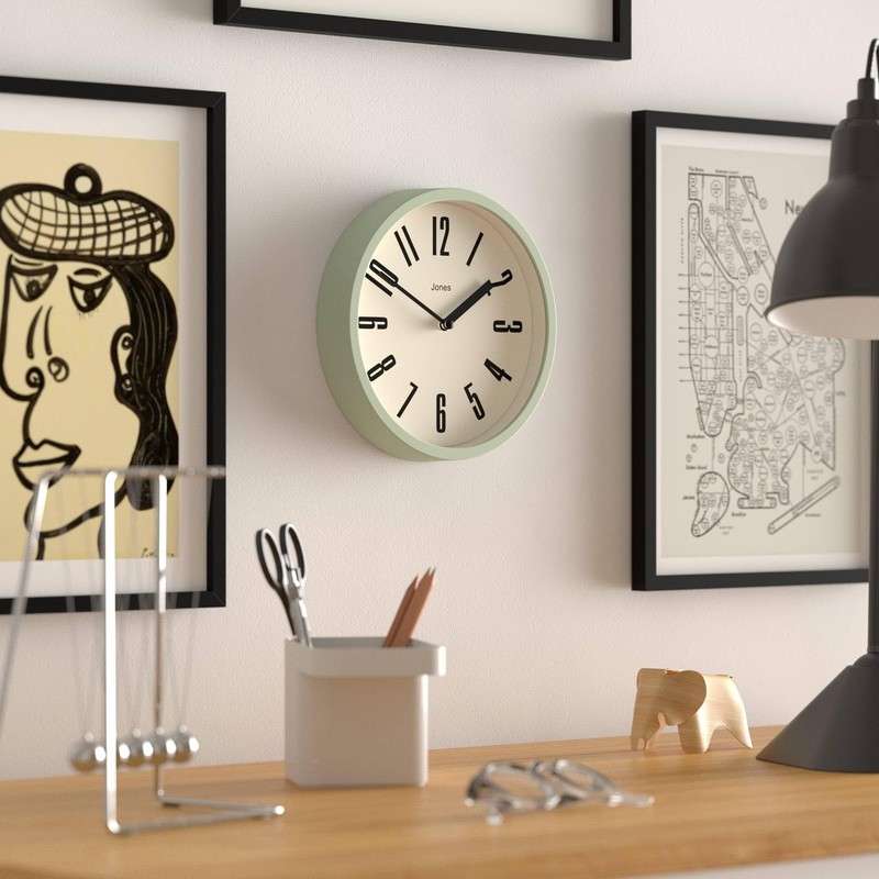 JONES CLOCKS® Hot Tub wall Clock | Small Retro Round