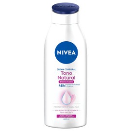 NIVEA Crema Corporal Humectante y Aclarante, Tono Natural Efecto Satin (400ml) - 48 horas de Humectacin Profunda con Filtros UVAUVB y Talco de Caoln  