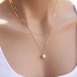 Aneneiceera Boho Long Pearl Necklace Golden Necklace White Pearl Pendant Necklace Vintage Long Pendant Chain Necklaces Jewellery for Women and Girls, Metal Material, Pearl