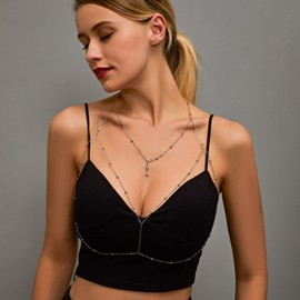 Wendalern Layered Crystal Beads Bikini Chain Boho Bra Chains Necklace Shiny Luxury Rhinestone Chest Chain Beach Bikini Cross Body Chain Jewellery for Women and Girls, Crystal, Pearls, rhinestones