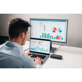 Verbatim USB-C Pro Docking Station, 15-in-1 Hub, Multiport Adapter to HDMI 4K and 8K, USB-A and USB-C, PD 80W, AUX, Card Reader, for Mac/Windows Laptop and Co