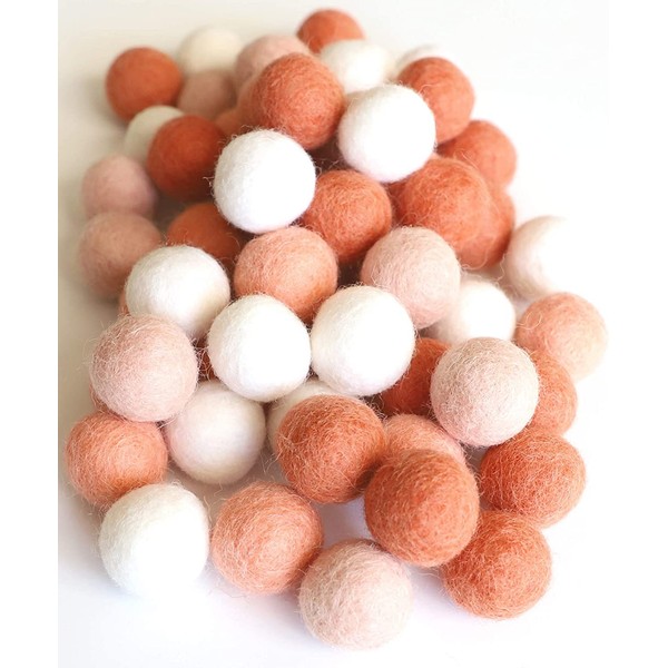 Mini Felt Factory | Pink Wool Felt Pom Balls Set