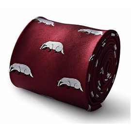 Frederick Thomas maroon tie with badger design with signature floral design to the rear